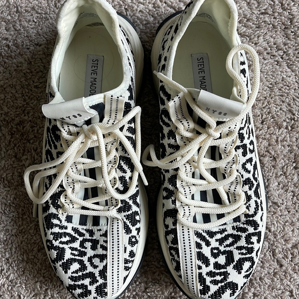 Steve Madden sneakers